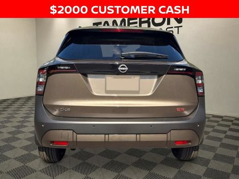 New 2026 Nissan Kicks SR FWD image 4