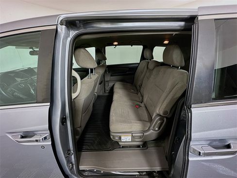Used 2016 Honda Odyssey SE image 22