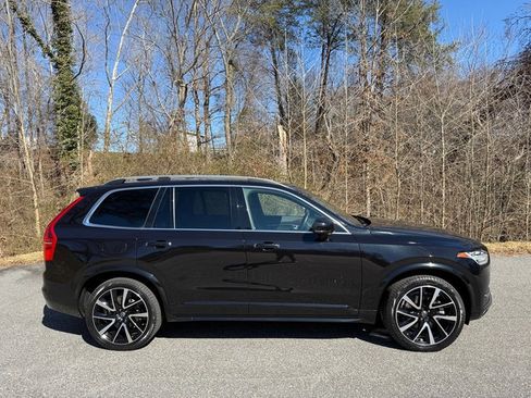 Used 2019 Volvo XC90 T6 Momentum w/ Protection Package Premier image 5