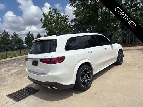 Certified 2026 Mercedes-Benz GLS 450 4MATIC image 4