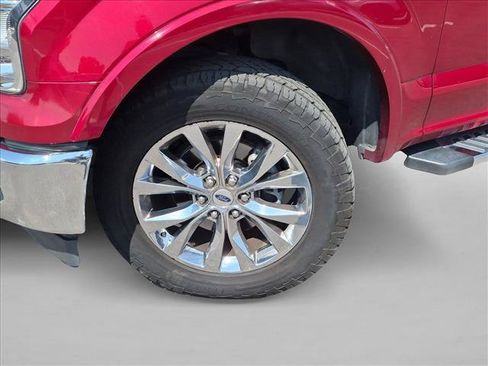 Used 2017 Ford F150 Lariat AWD/4WD image 10