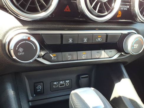 Used 2024 Nissan Sentra SV FWD image 13