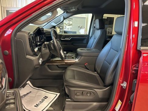 Used 2022 GMC Sierra 1500 Elevation w/ Elevation Premium Package image 11