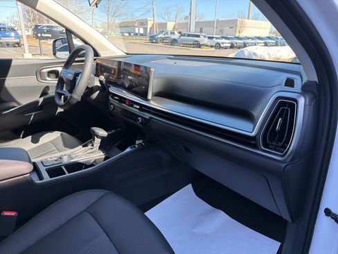 New 2026 Kia Sorento S AWD/4WD image 13