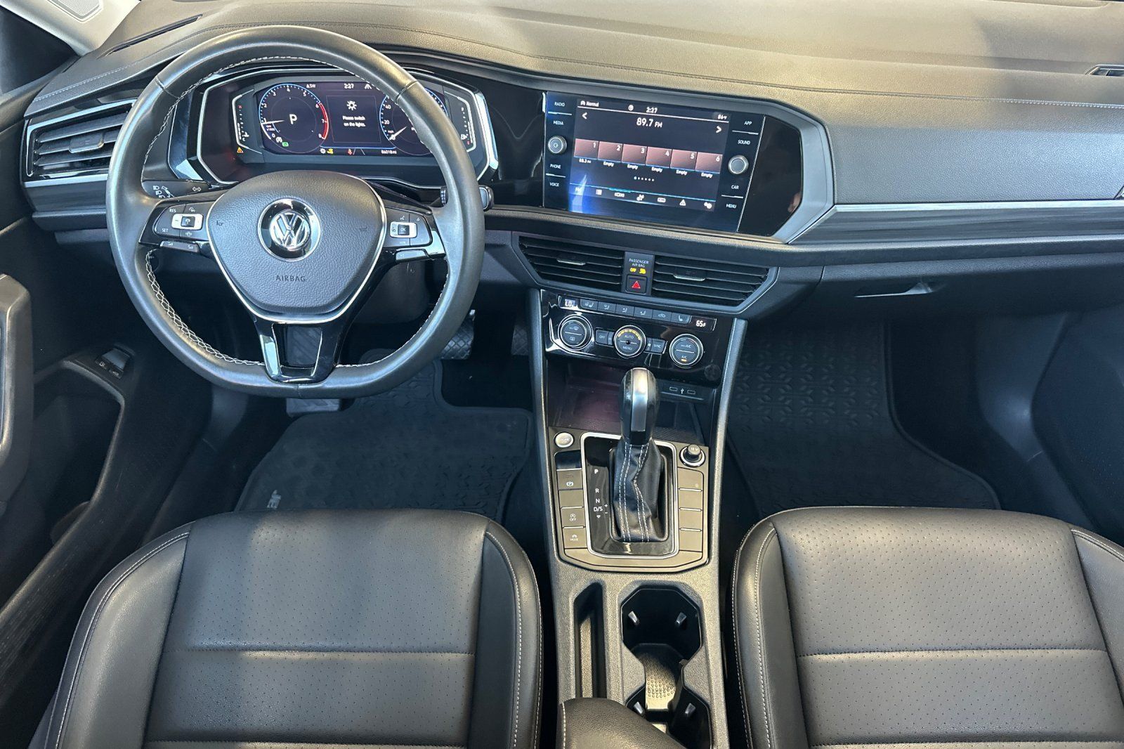Used 2021 Volkswagen Jetta SEL FWD image 12