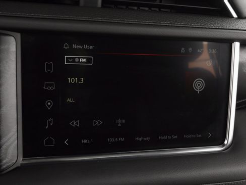 Used 2023 GMC Yukon XL Denali w/ Denali Reserve Package image 22