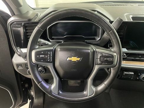 Used 2023 Chevrolet Silverado 1500 LT w/ Convenience Package II image 14