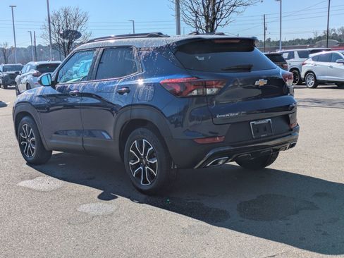 Used 2023 Chevrolet TrailBlazer ACTIV w/ Sun and Liftgate Package image 6