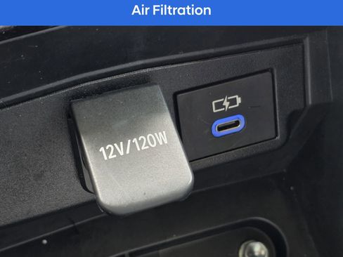 Used 2022 Toyota Corolla LE image 24