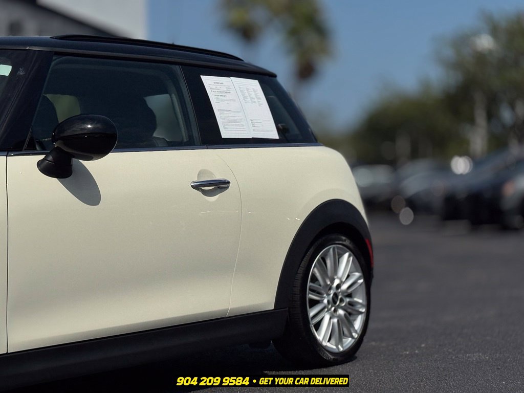 Used 2018 MINI Cooper S FWD image 4