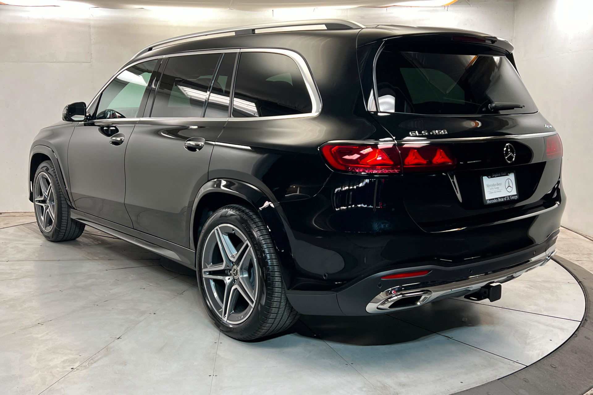 New 2027 Mercedes-Benz GLS 450 4MATIC image 3