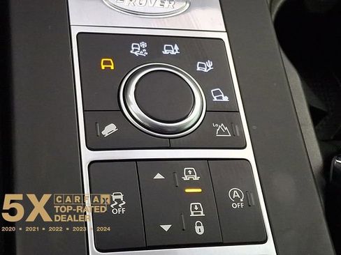 Used 2020 Land Rover Discovery Landmark image 29