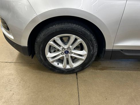 Certified 2019 Ford Edge SEL w/ Cold Weather Package AWD/4WD image 30
