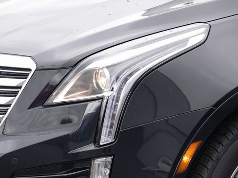 Used 2019 Cadillac XT5 Luxury w/ Trailering Package AWD/4WD image 21