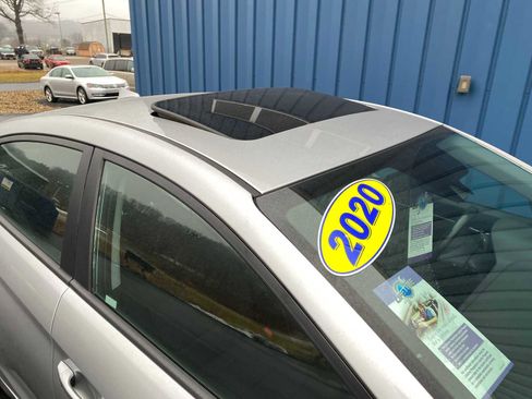 Used 2020 Hyundai Elantra Value Edition w/ Cargo Package (C1) image 4