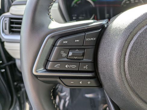 Used 2025 Subaru Forester Limited w/ Popular Package image 21