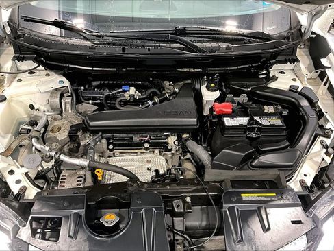 Used 2020 Nissan Rogue SL w/ Premium Package image 30