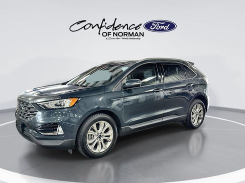 Used 2019 Ford Edge Titanium AWD/4WD image 4