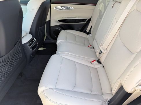 New 2026 Genesis GV70 2.5T image 12