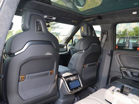 Used 2022 Rivian R1T Adventure image 71