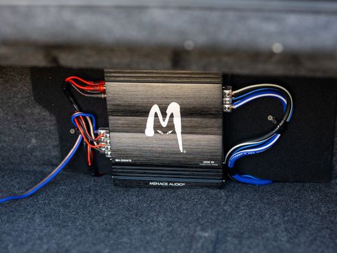 Used 2009 Lincoln Town Car Signature Limited image 23