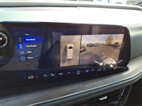 New 2026 Chevrolet Suburban High Country image 14