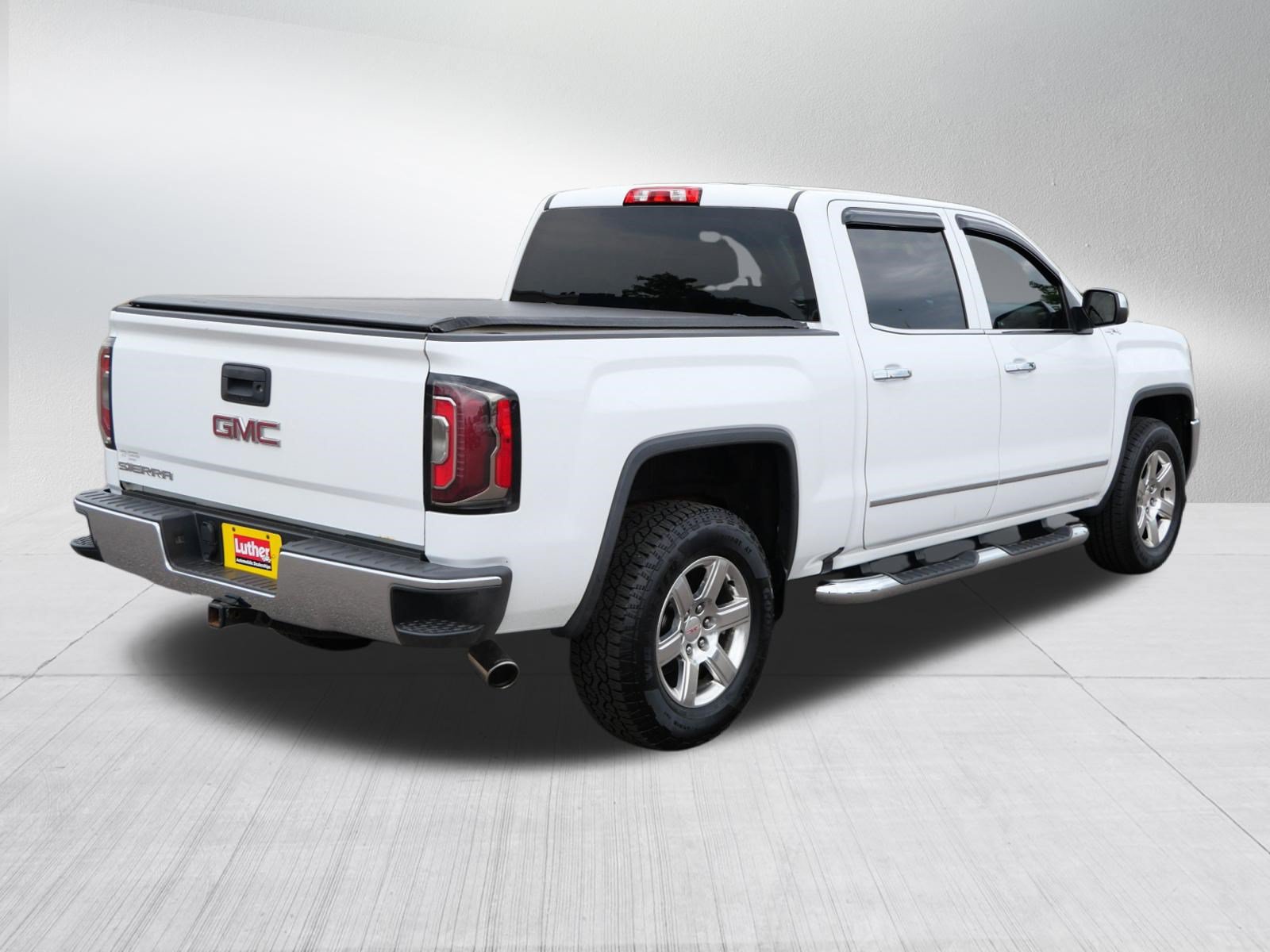Used 2017 GMC Sierra 1500 SLT AWD/4WD image 7