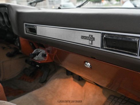 Used 1987 Chevrolet C/K Truck 2500 RWD image 39