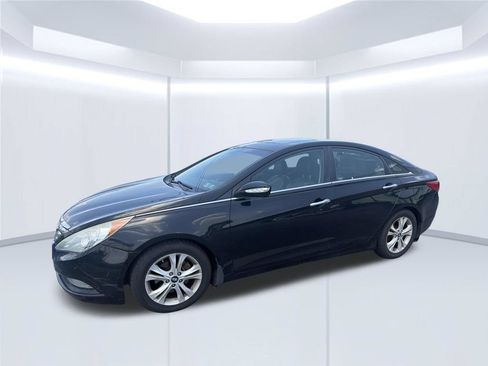 Used 2013 Hyundai Sonata Limited FWD image 2