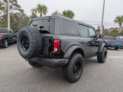 New 2025 Ford Bronco Big Bend w/ Black Diamond Package image 4