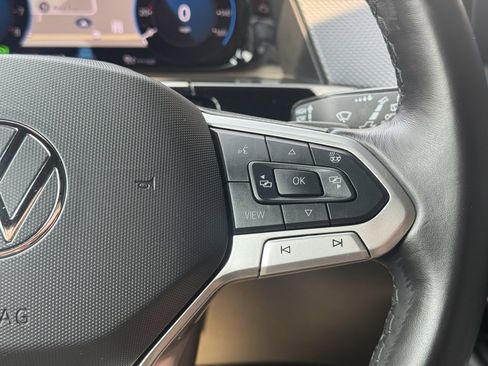 Used 2025 Volkswagen Atlas Cross Sport SEL Premium R-Line image 20