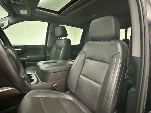 Used 2020 Chevrolet Silverado 1500 LT Trail Boss AWD/4WD image 9