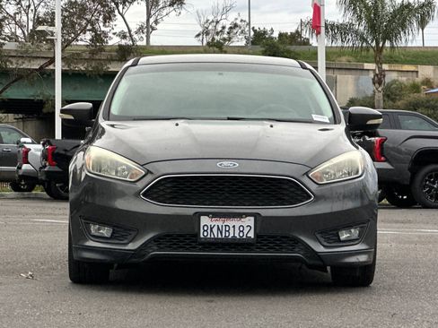 Used 2015 Ford Focus SE w/ SE Sport Package image 7