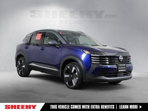 Certified 2025 Nissan Kicks SR image 1