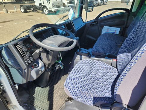 New 2024 Chevrolet Low Cab Forward image 21