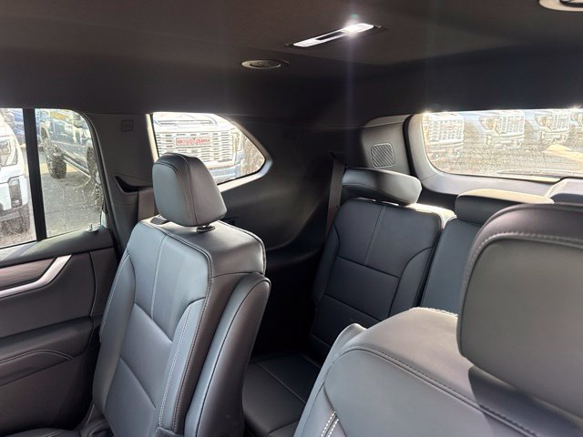 New 2027 GMC Acadia Elevation w/ Elevation Premium Package AWD/4WD image 23