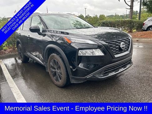 Used 2023 Nissan Rogue SV w/ SV Premium B Package FWD image 1