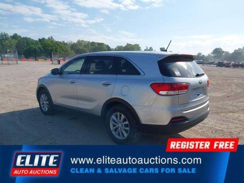 Used 2018 Kia Sorento L image 5