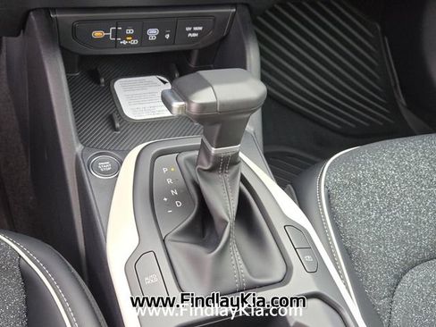New 2025 Kia K4 GT-Line image 18