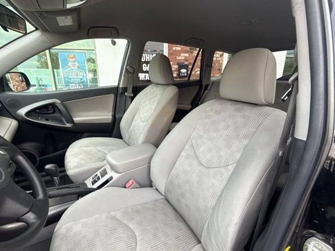 Used 2012 Toyota RAV4 4WD w/ Value Pkg image 11