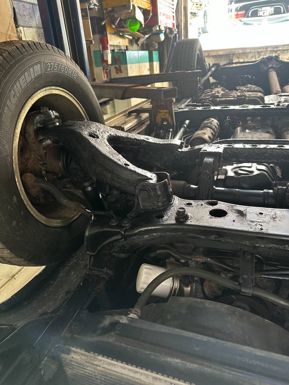 Used 2004 Toyota Land Cruiser AWD/4WD image 39