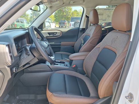 New 2025 Ford Bronco Sport Outer Banks w/ Outer Banks Tech Package+ image 4