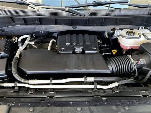 Used 2024 Chevrolet Silverado 1500 LT AWD/4WD image 20