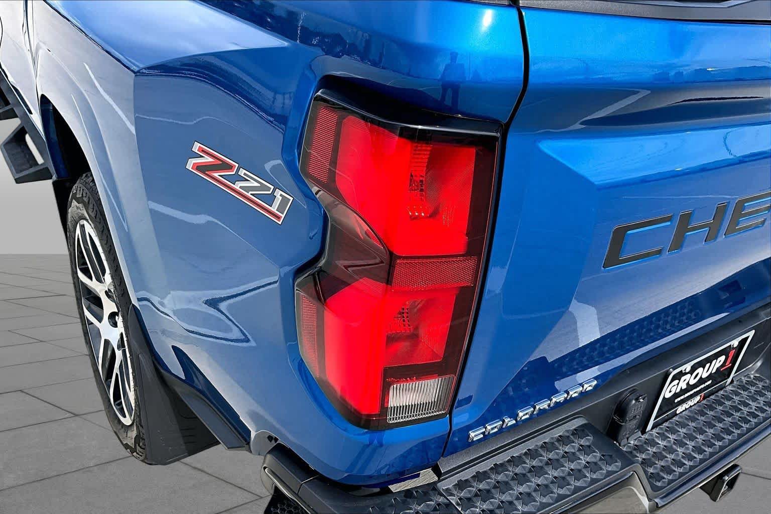 Used 2023 Chevrolet Colorado Z71 w/ Z71 Convenience Package 2 AWD/4WD image 25