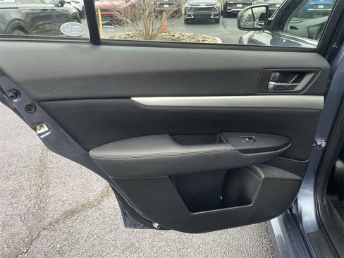 Used 2013 Subaru Legacy 2.5i Premium w/ All-Weather Pkg image 20