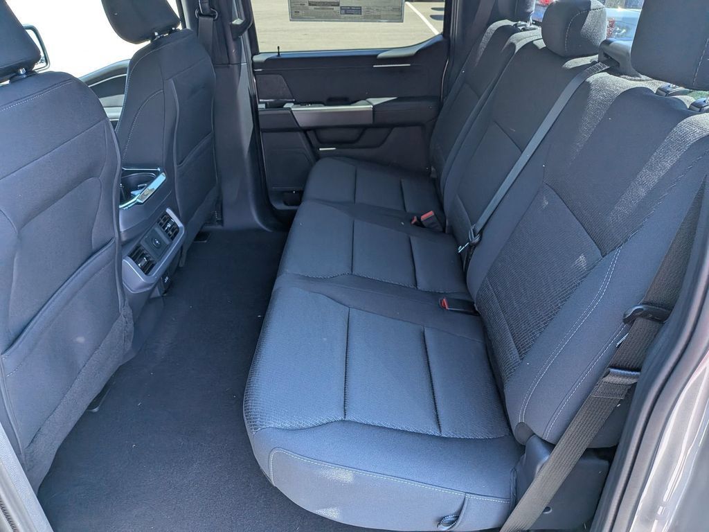 New 2026 Ford F150 XLT w/ Equipment Group 302A MID AWD/4WD image 19