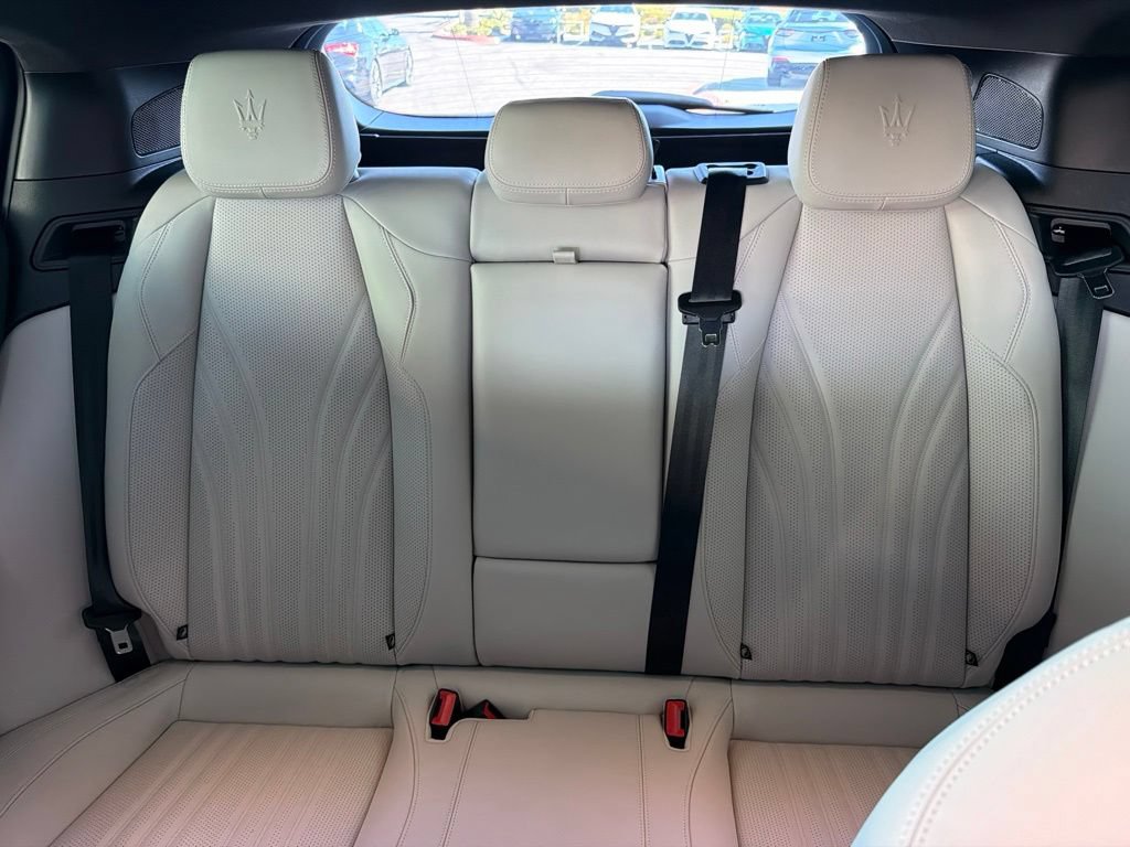 Certified 2023 Maserati Grecale Folgore AWD/4WD image 22
