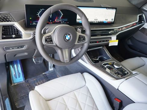 New 2026 BMW X7 xDrive40i w/ M Sport Package image 13