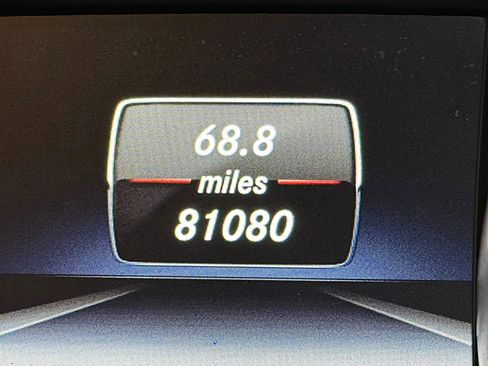 Used 2015 Mercedes-Benz ML 350 4MATIC image 19