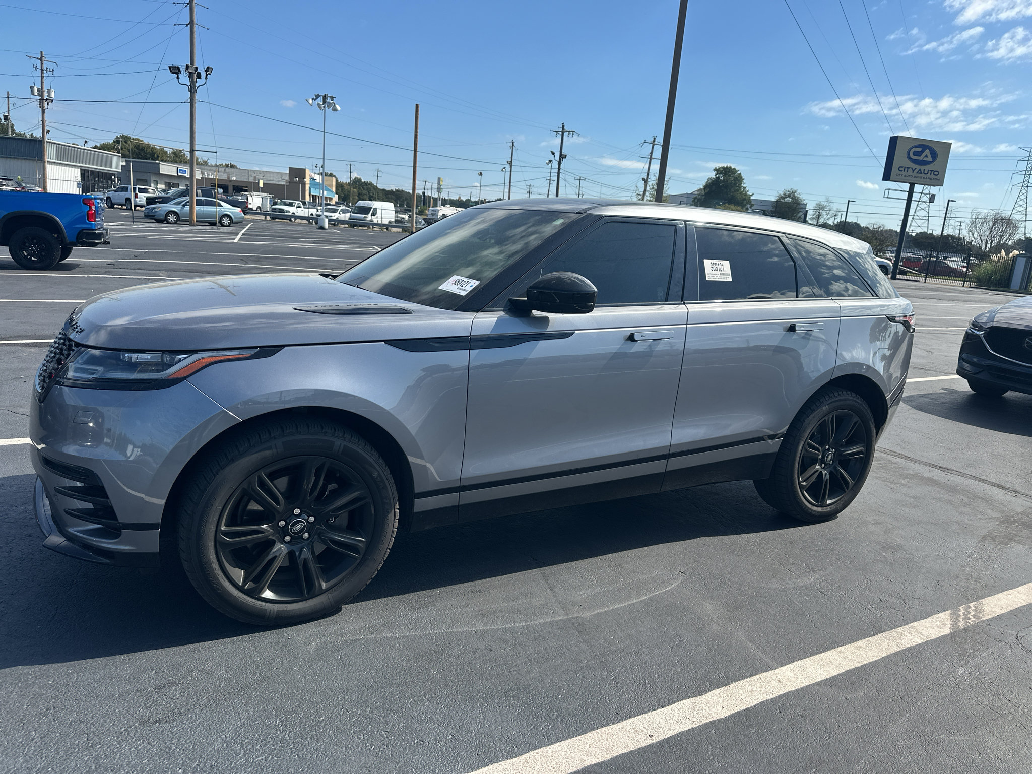 Used 2022 Land Rover Range Rover Velar R-Dynamic S AWD/4WD image 1